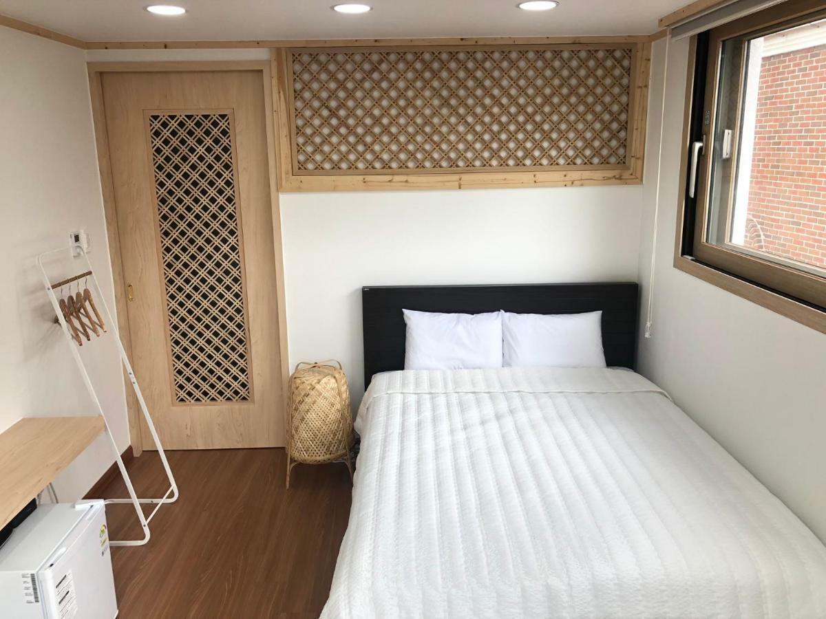 Cheukhudong 19Beonji Guest House Mokpo Exterior photo